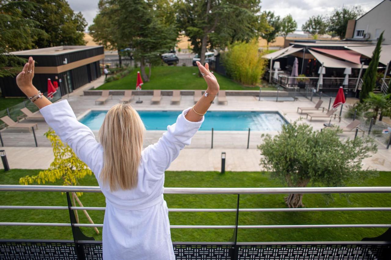 Logis Hotel Relais Saint Jacques - Chateauroux Deols Ngoại thất bức ảnh