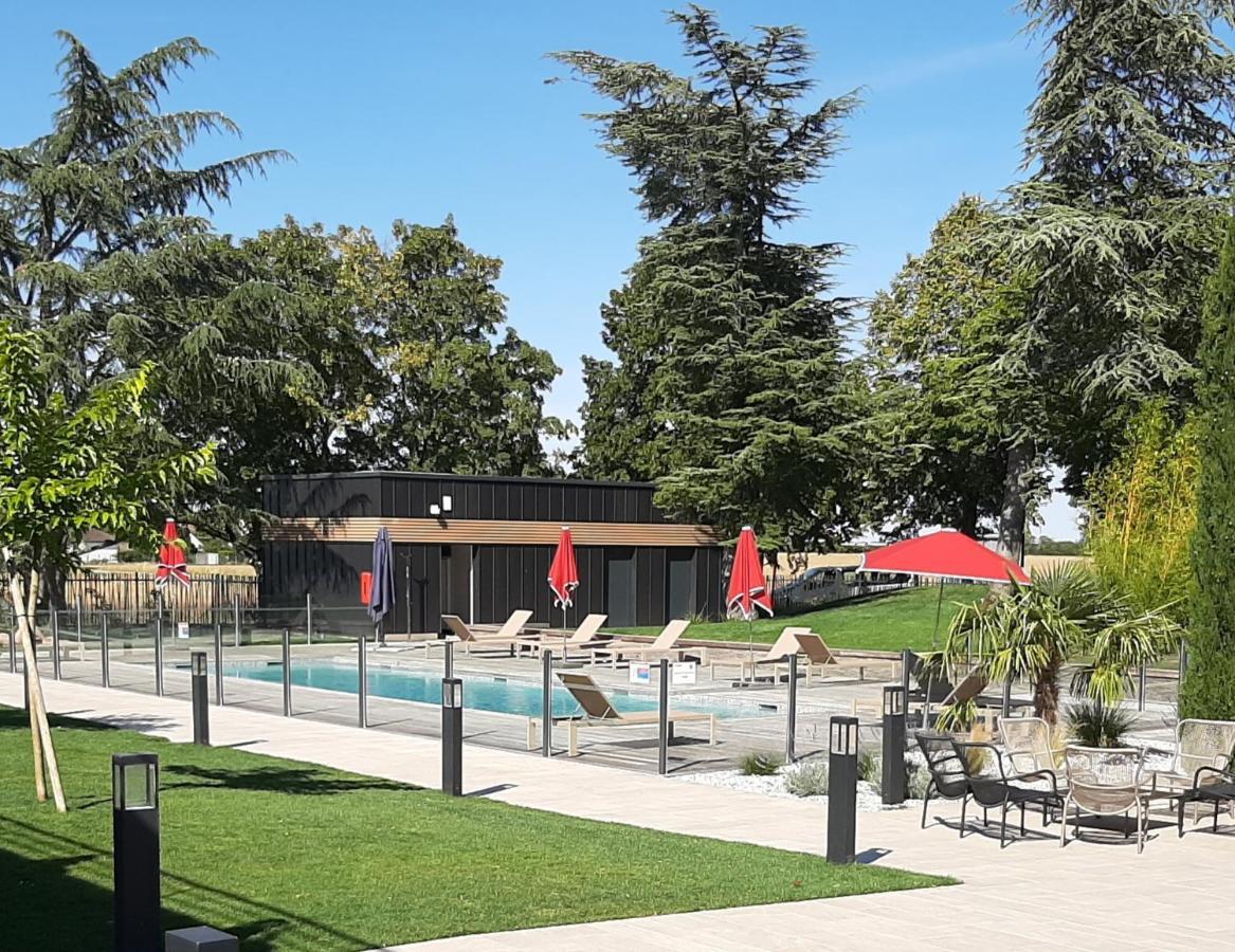 Logis Hotel Relais Saint Jacques - Chateauroux Deols Ngoại thất bức ảnh