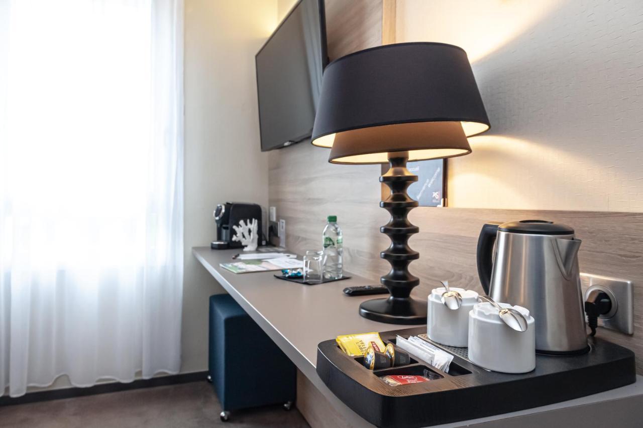 Logis Hotel Relais Saint Jacques - Chateauroux Deols Ngoại thất bức ảnh