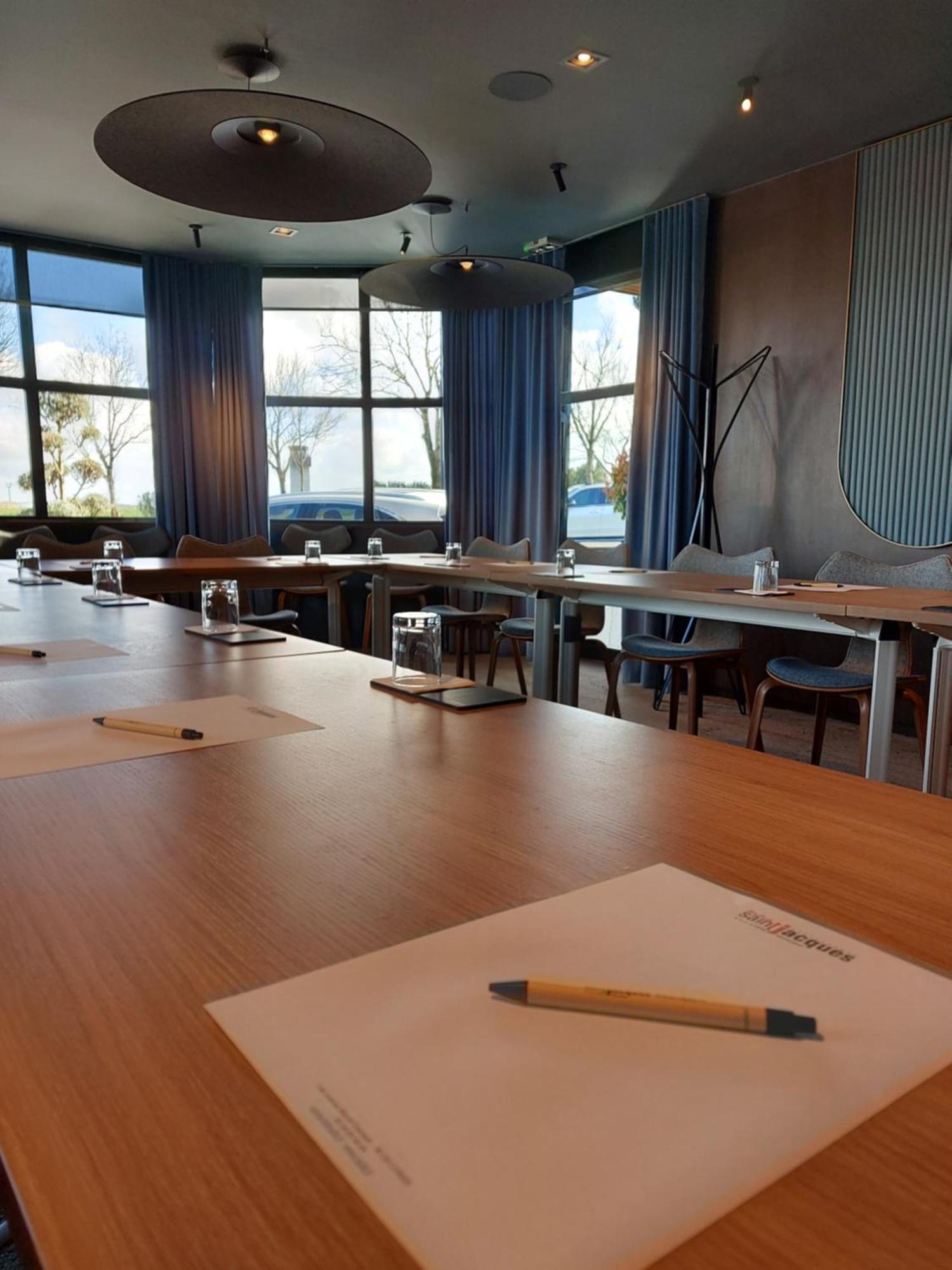 Logis Hotel Relais Saint Jacques - Chateauroux Deols Ngoại thất bức ảnh