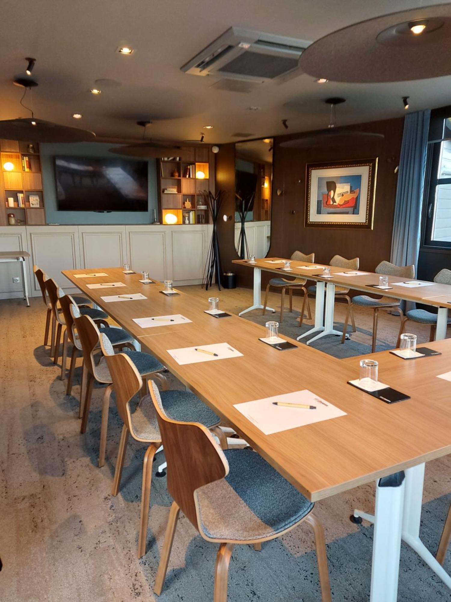 Logis Hotel Relais Saint Jacques - Chateauroux Deols Ngoại thất bức ảnh