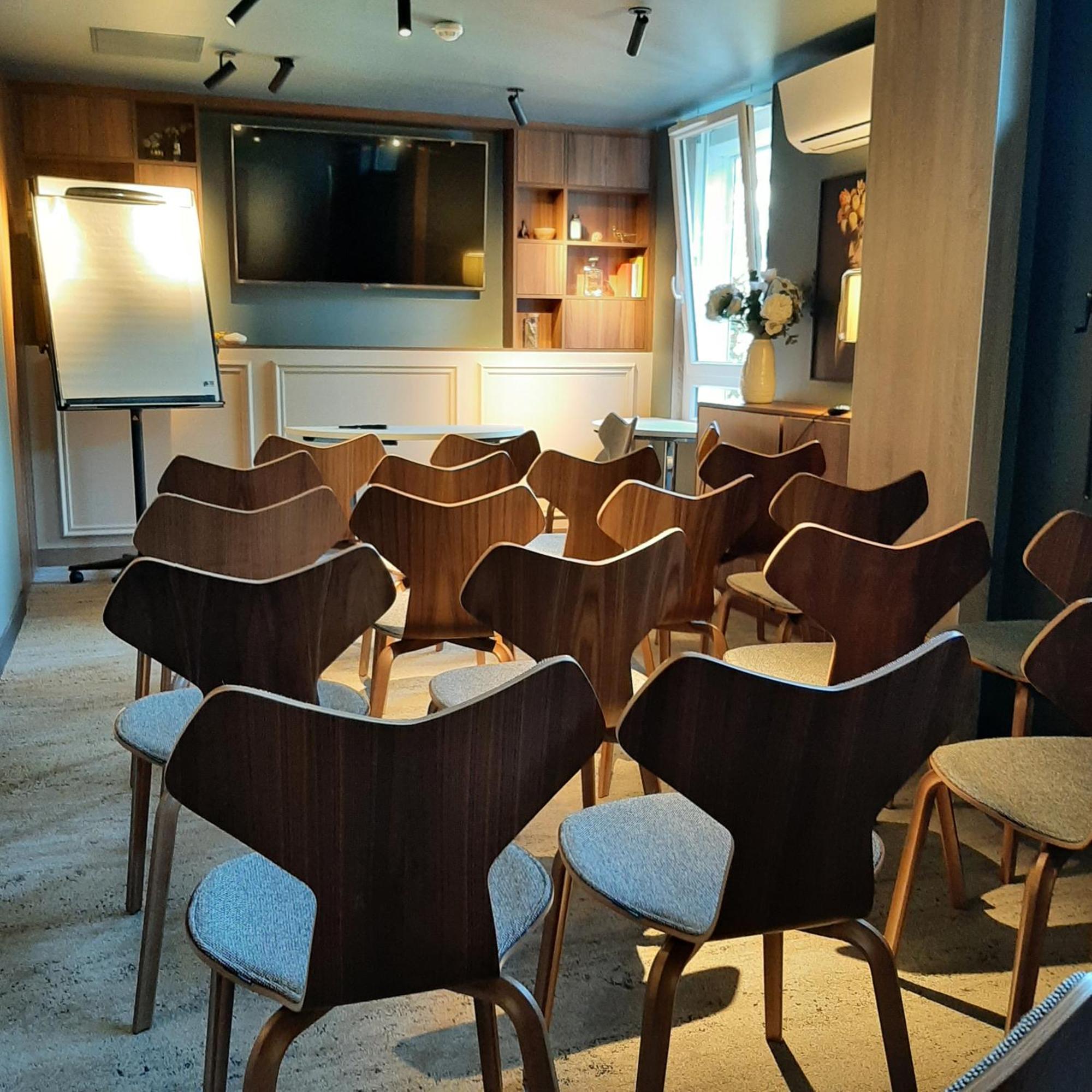 Logis Hotel Relais Saint Jacques - Chateauroux Deols Ngoại thất bức ảnh