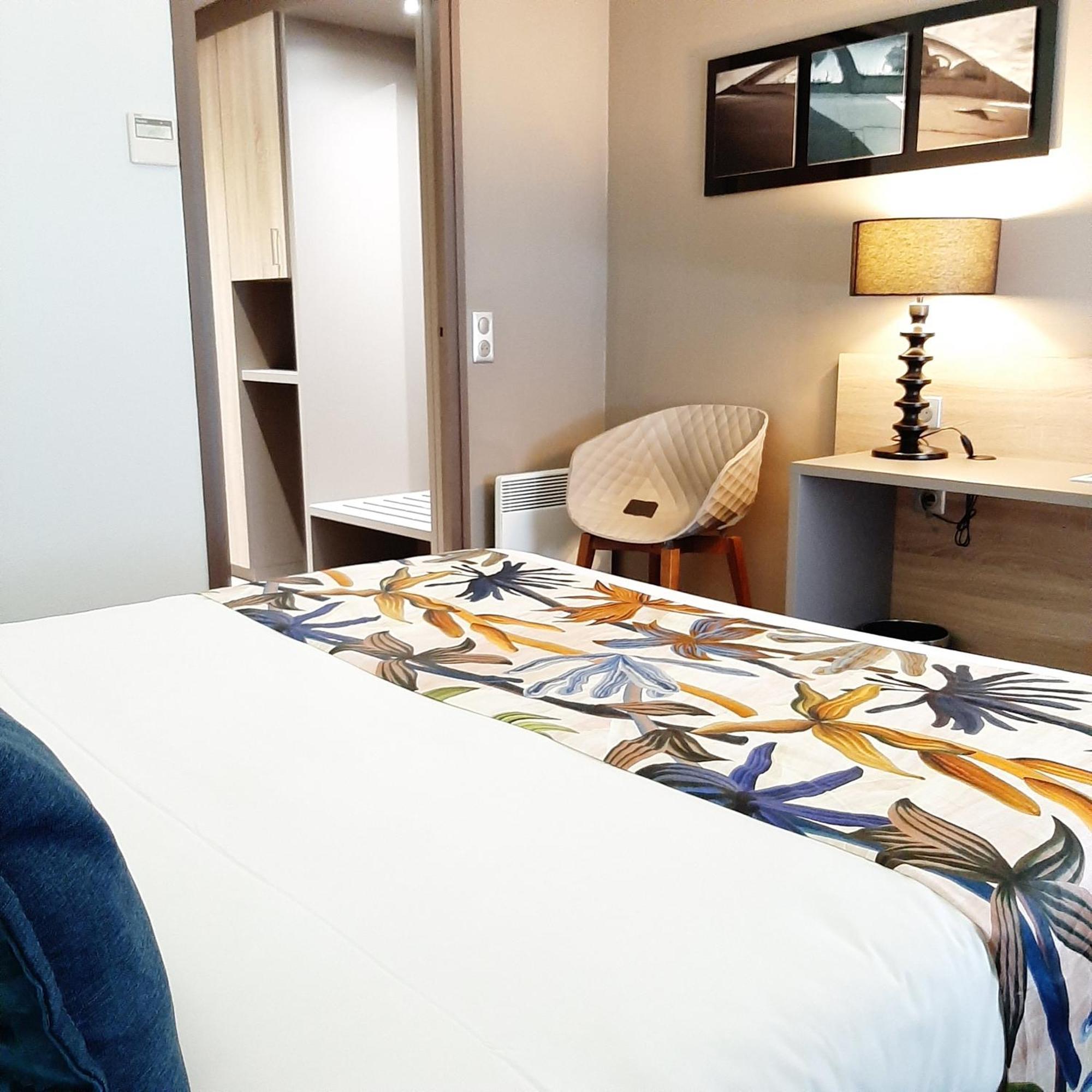 Logis Hotel Relais Saint Jacques - Chateauroux Deols Ngoại thất bức ảnh