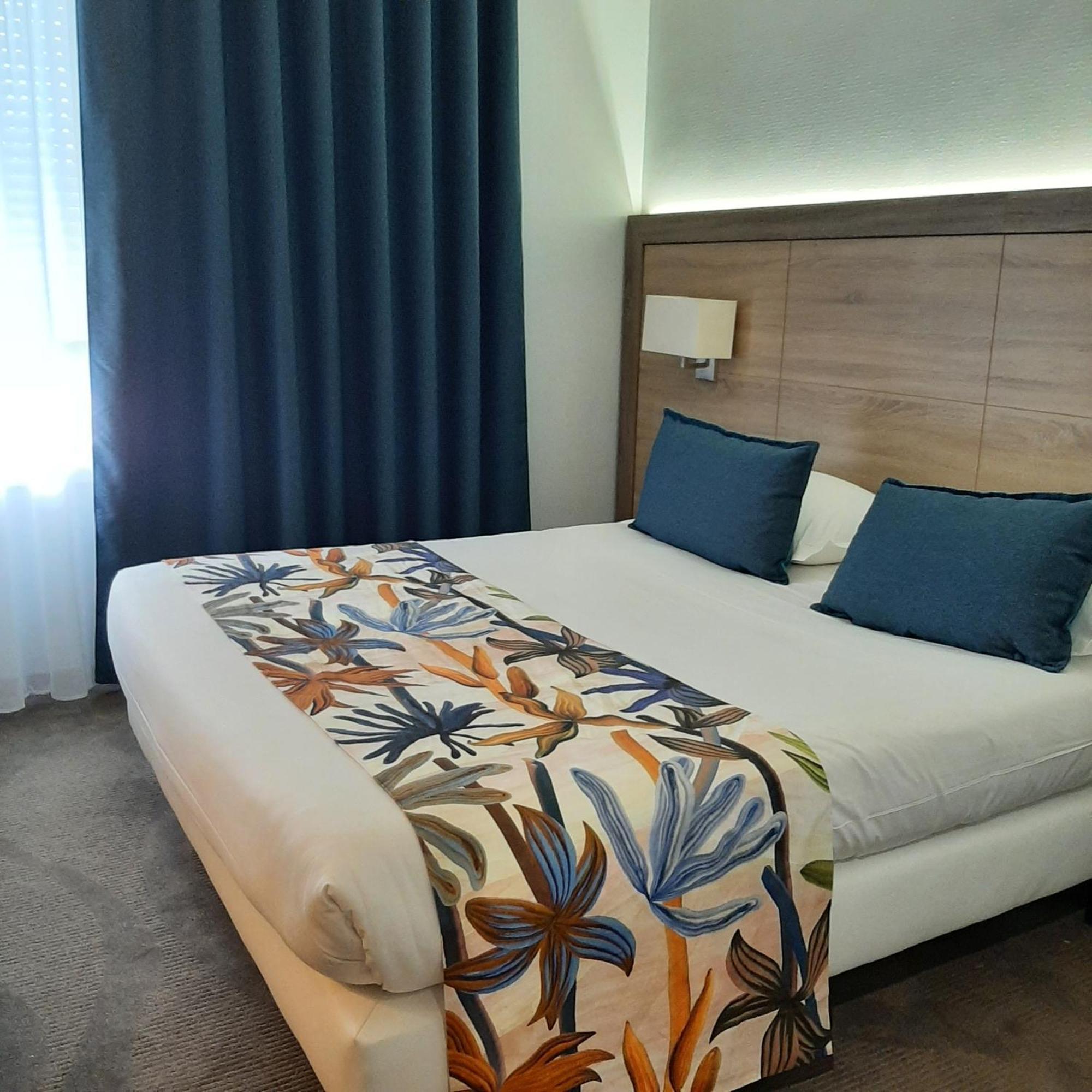 Logis Hotel Relais Saint Jacques - Chateauroux Deols Ngoại thất bức ảnh