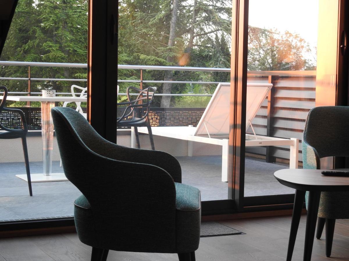 Logis Hotel Relais Saint Jacques - Chateauroux Deols Ngoại thất bức ảnh